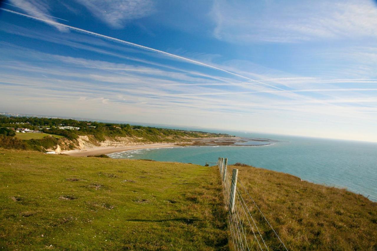 "Trinity" At Whitecliff Bay Isle Of Wight- Yarborough View 4 Hotel Bembridge Exterior foto