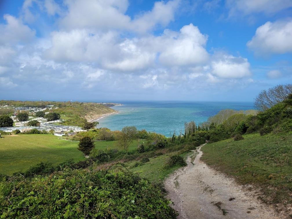 "Trinity" At Whitecliff Bay Isle Of Wight- Yarborough View 4 Hotel Bembridge Exterior foto