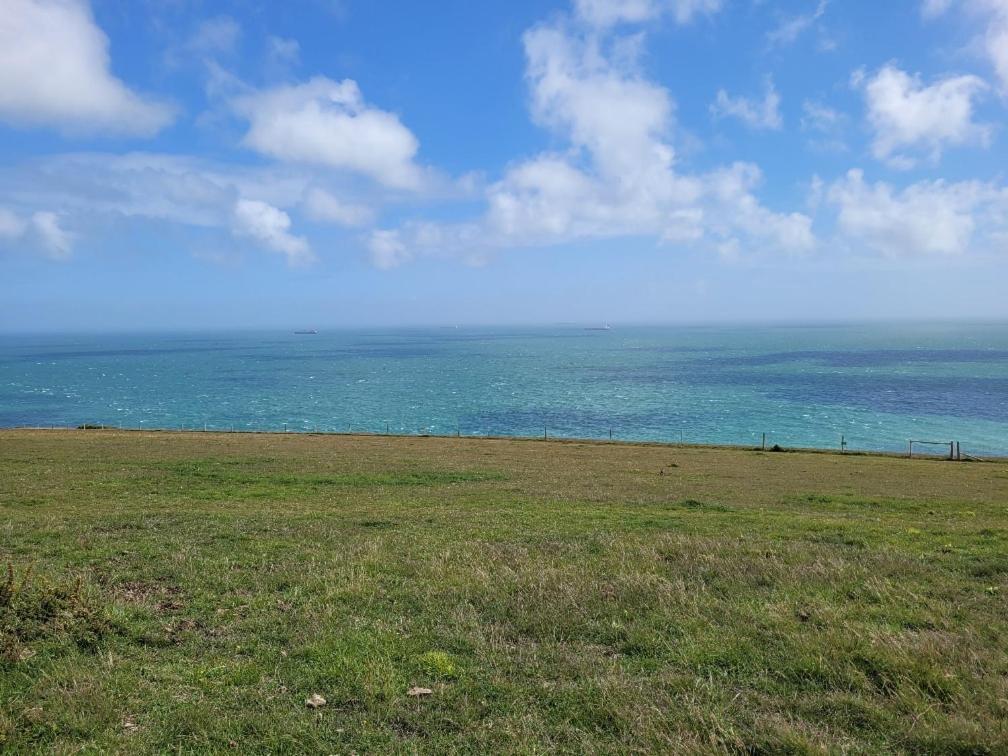 "Trinity" At Whitecliff Bay Isle Of Wight- Yarborough View 4 Hotel Bembridge Exterior foto